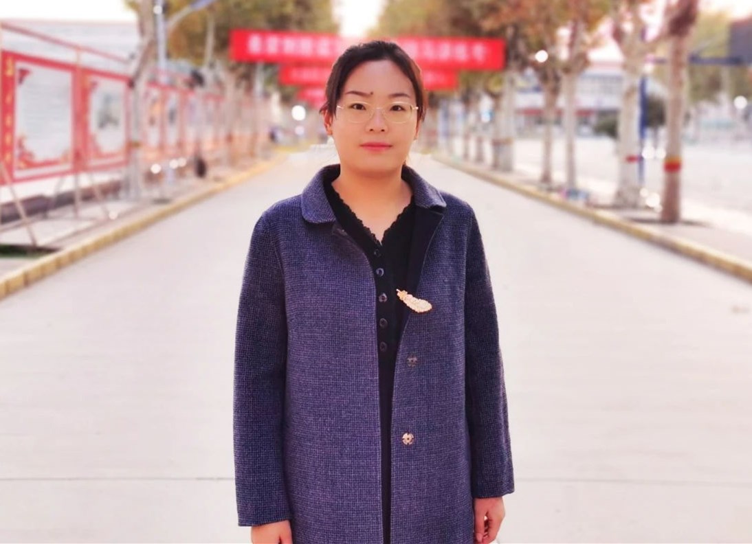 袁艺鸣：无悔青春献母校，澳门金年会app下载官网精神永传承！